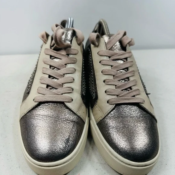 FRYE Metallic Ivy Logo Patch Women Studded Sneakers Size8,5 RARE - Picture 2 of 7